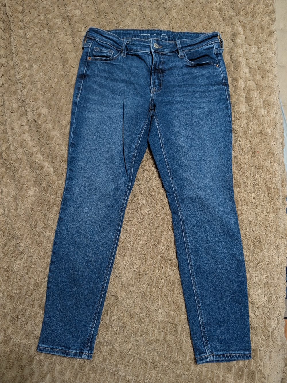 Old Navy Women’s Skinny Jeans in Blue Denim